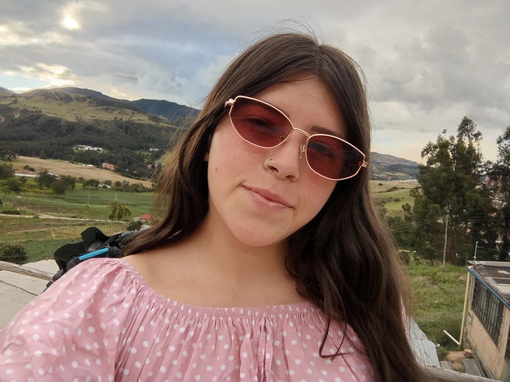 Aaura24