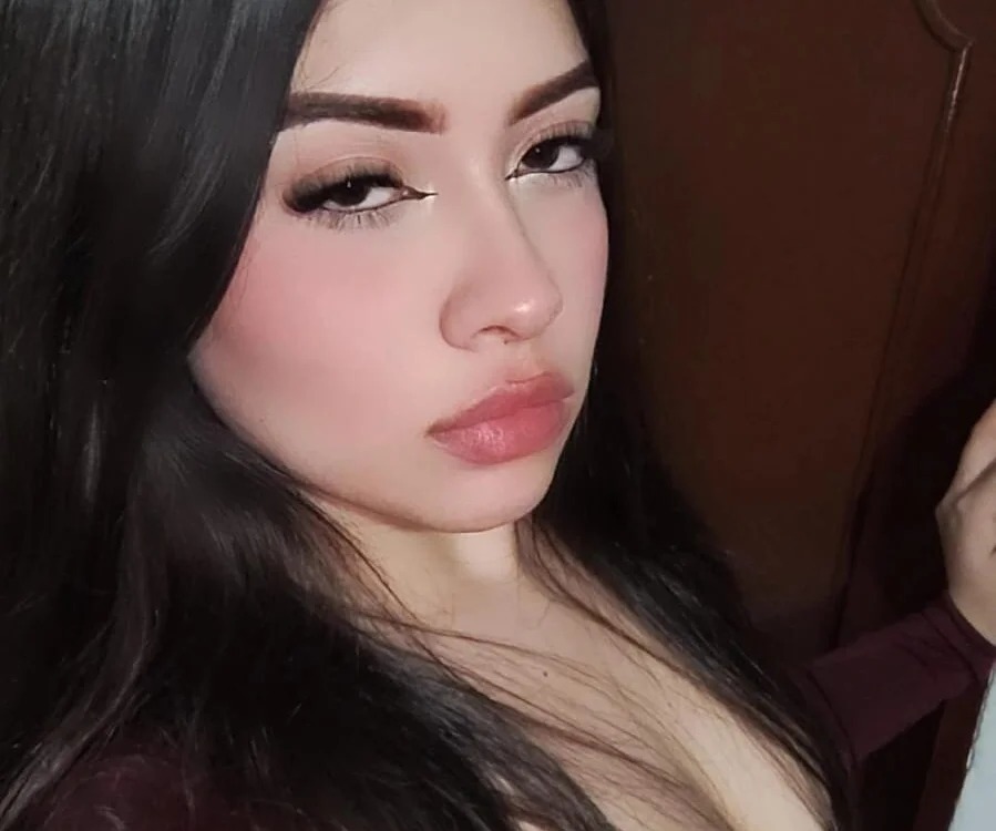 Abby_Snow_