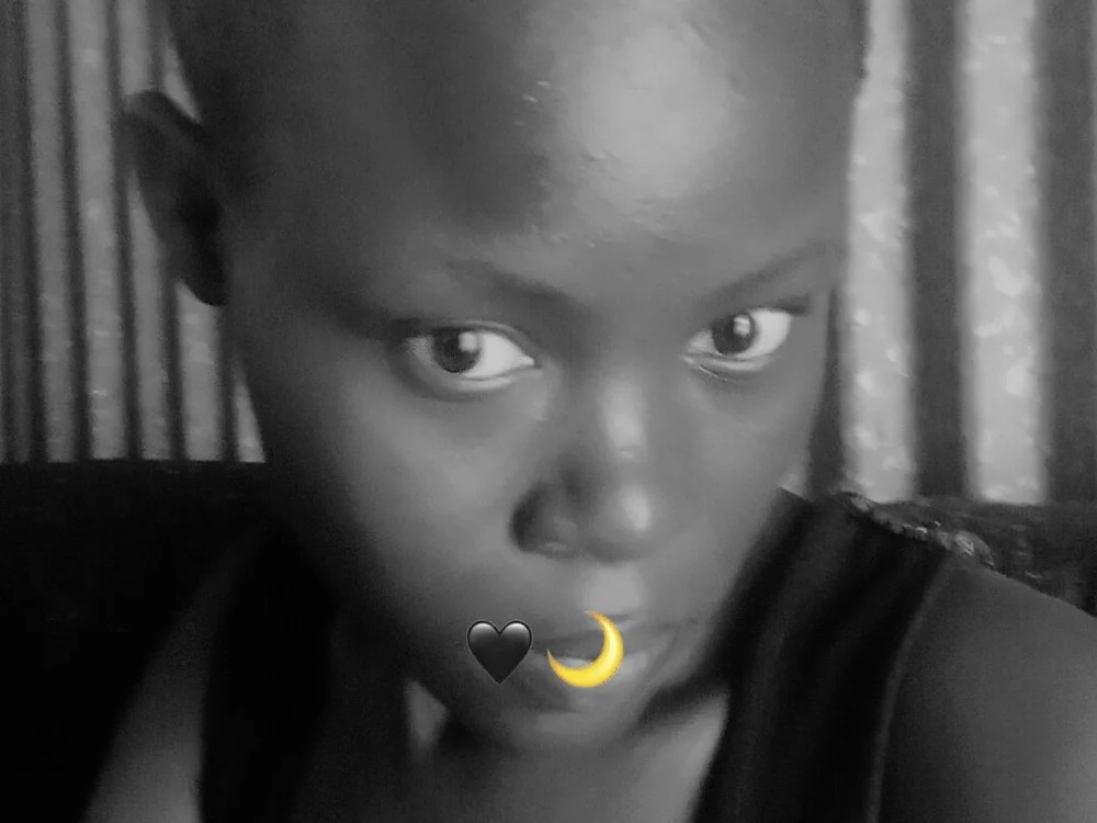 Adhiis