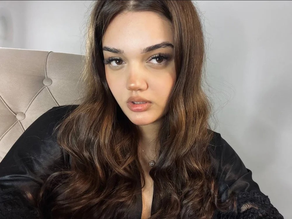 Aisha_Sky