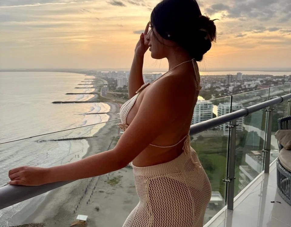 Alessandrabloom_