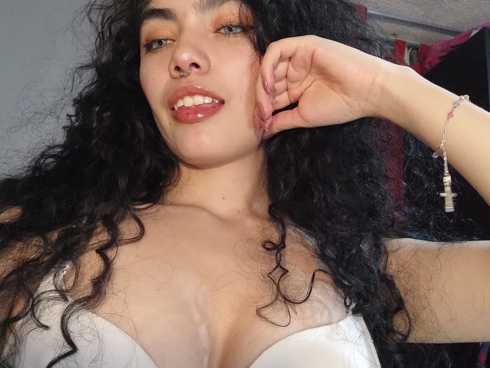 Alexa_Tore