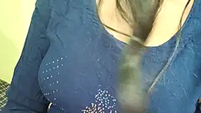 alia-hot00