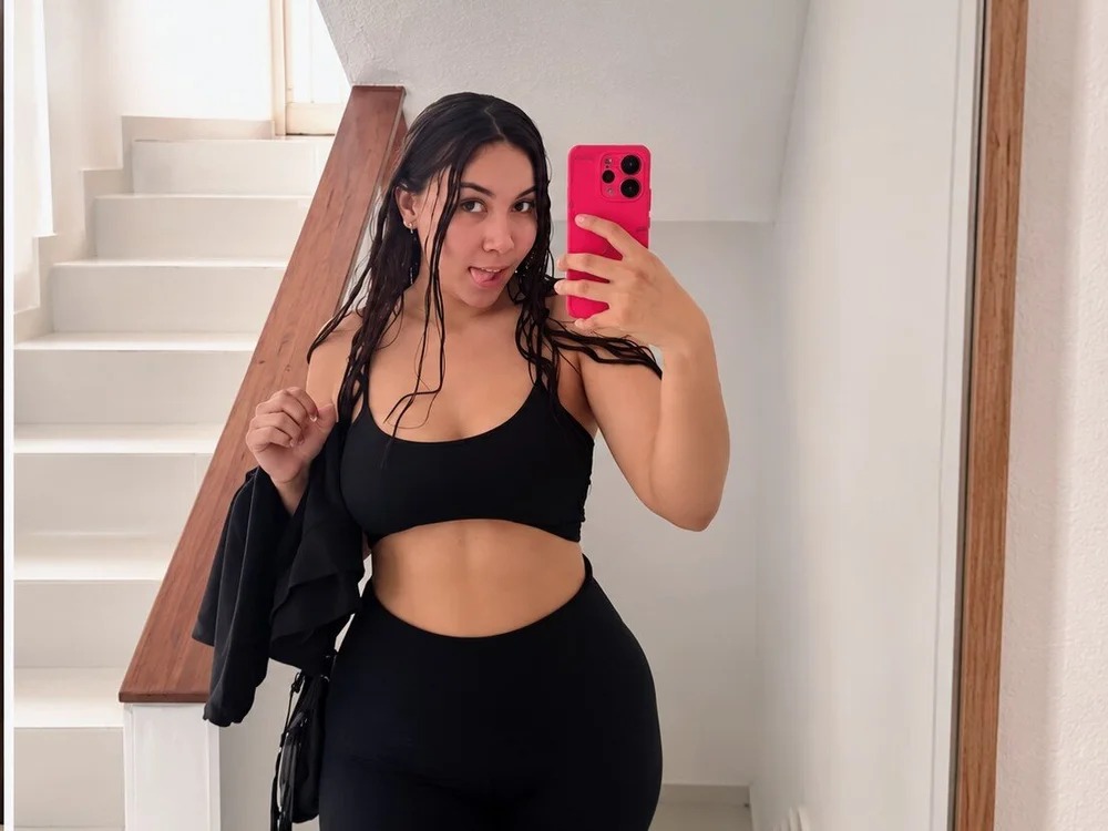 Alison_mm