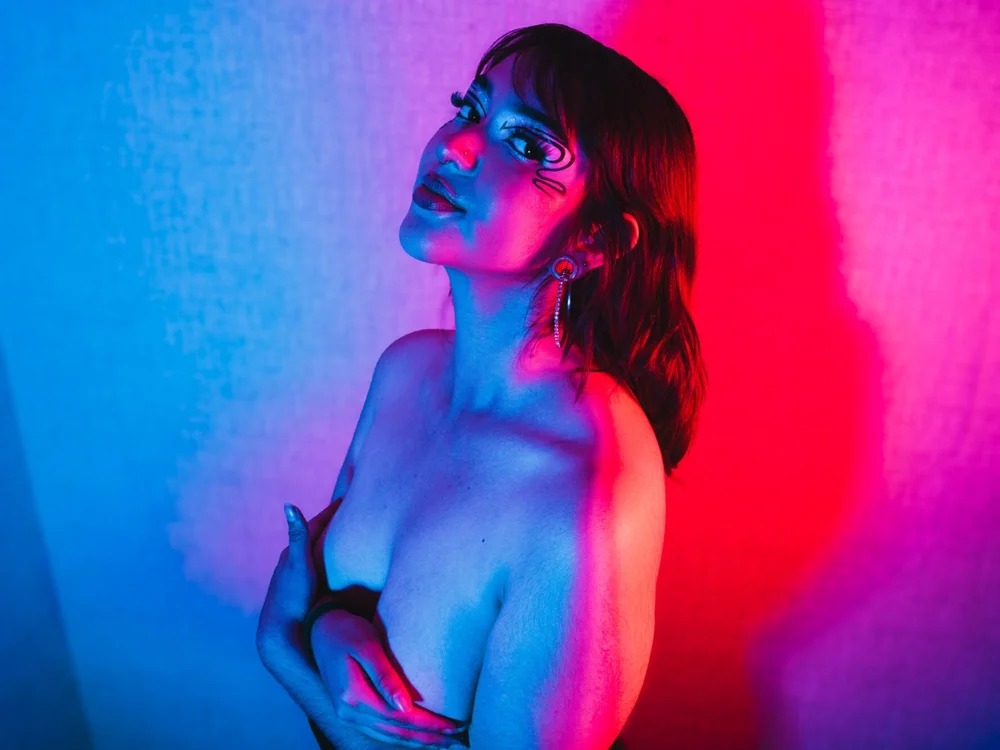 AlizCameron