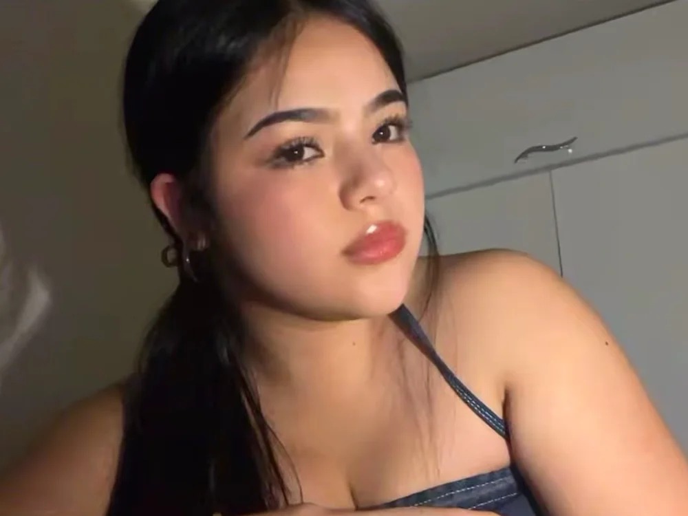 Allia_Moon