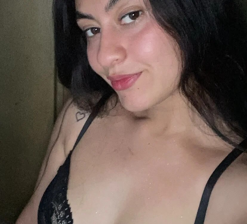 Amara_Bell