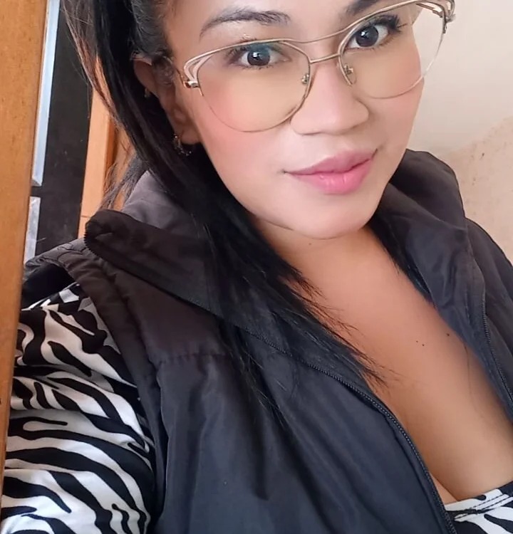 Ambar_Monroe_