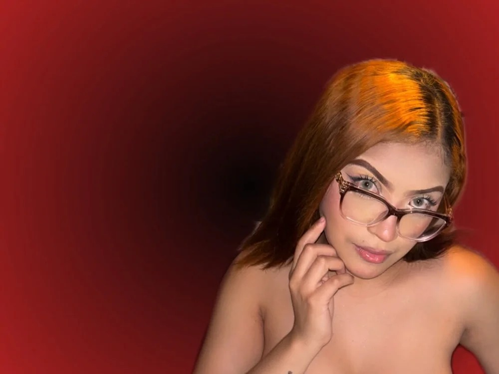 Amber_Jhones0