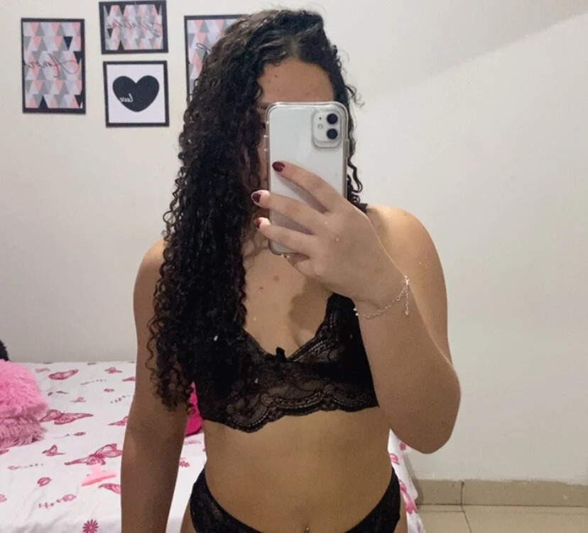 Amora18