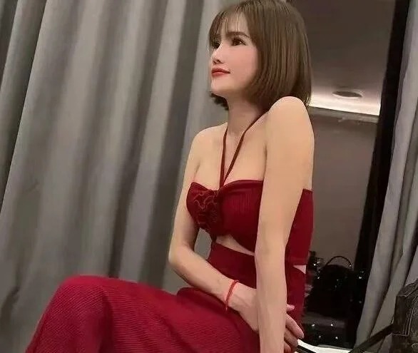 Amy-5211