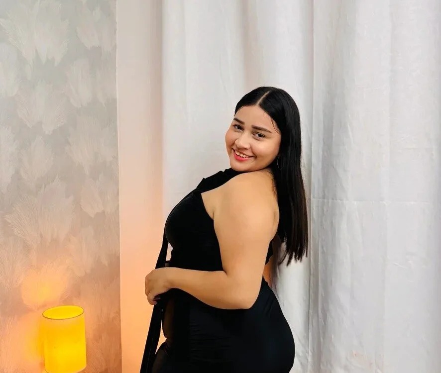 Angelica_robert_
