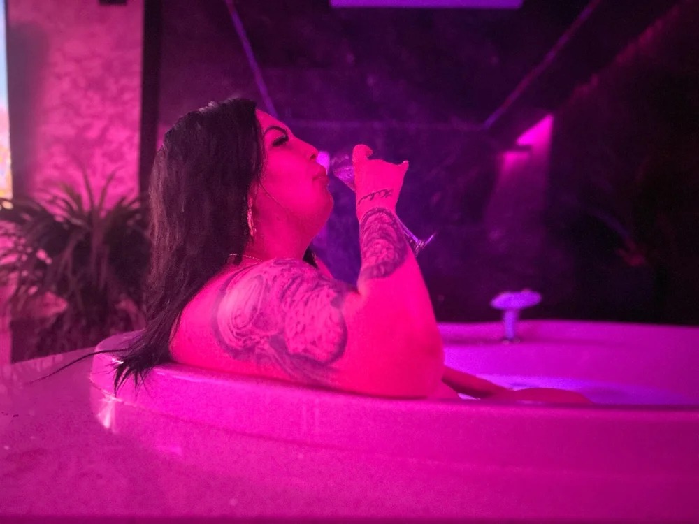 AngelinaMina