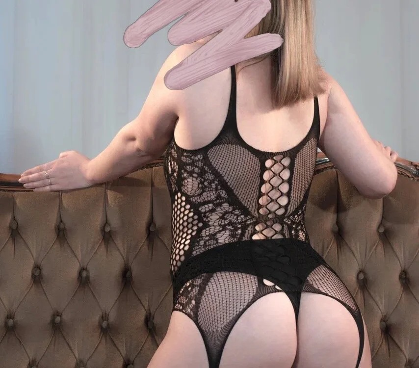 AnikaXRose