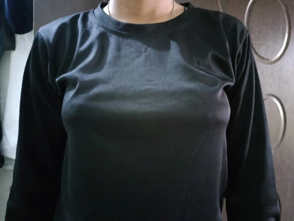 Anjali-8905