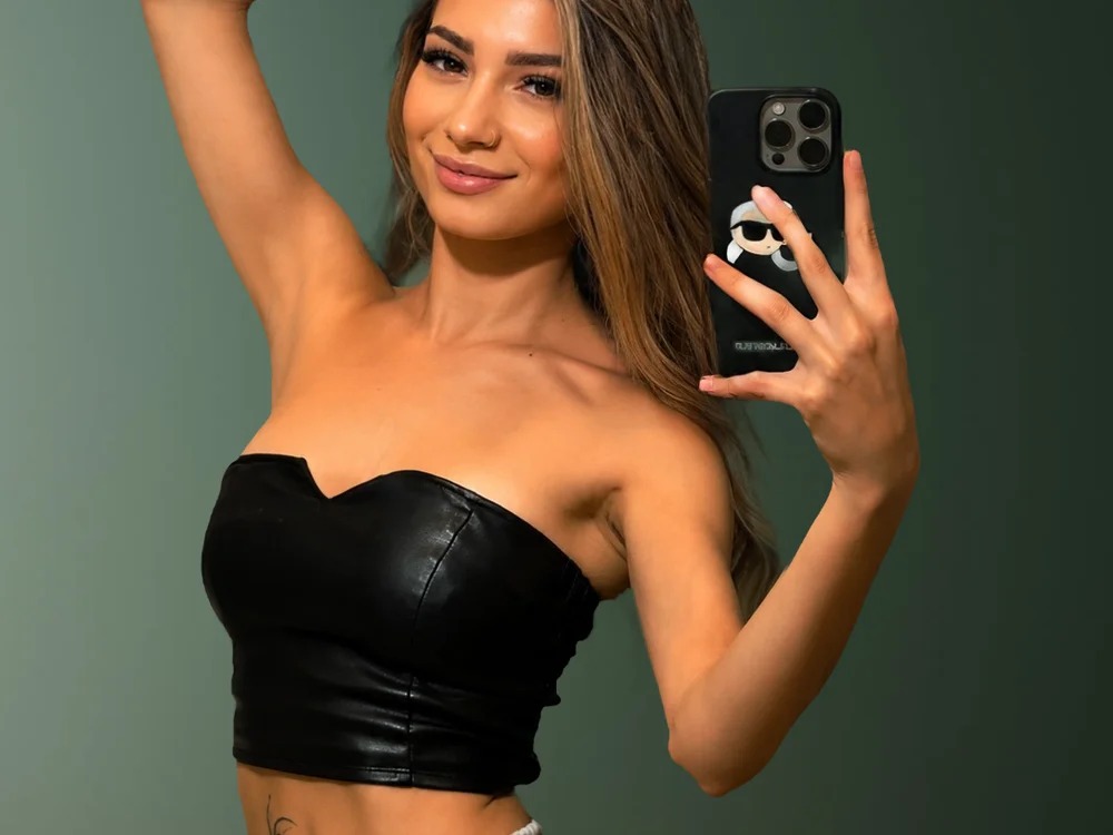 Anna_Brie