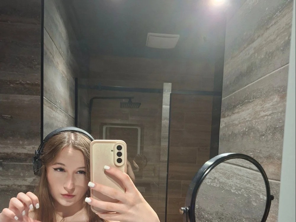 Anna__Vi