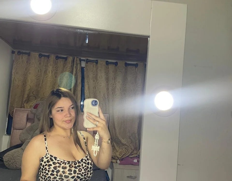 AnnyRoa_