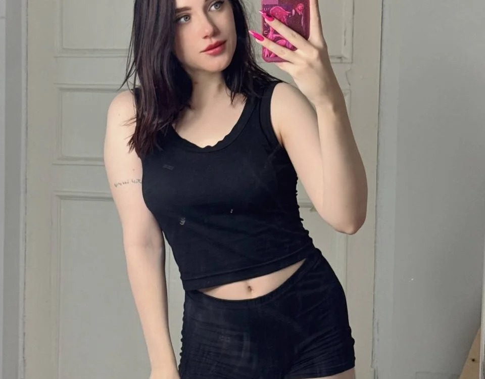 April_Elliot