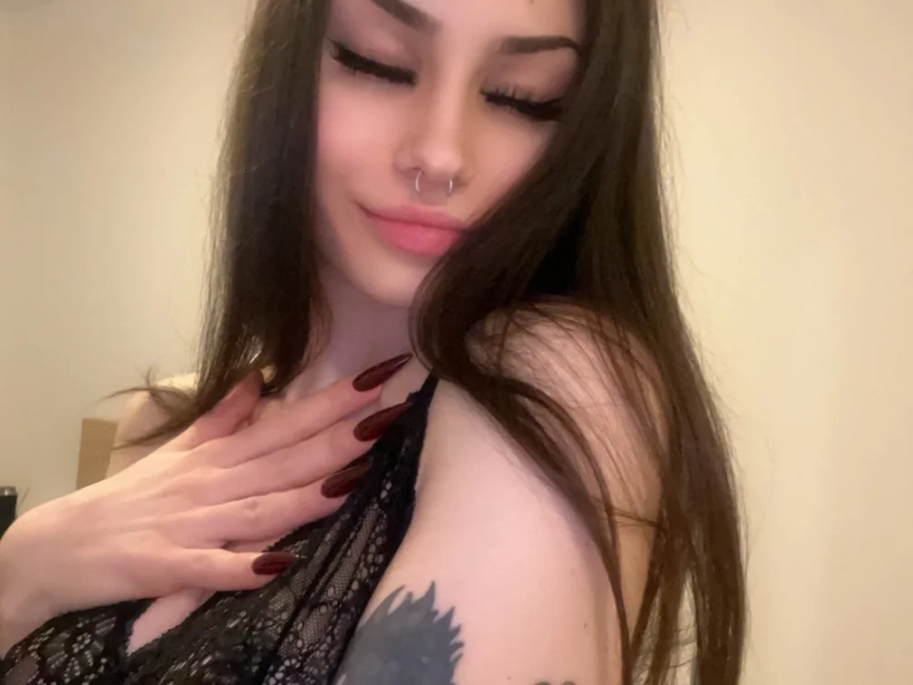 Aprill_Grey