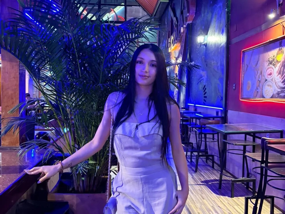Arianna_Toro__