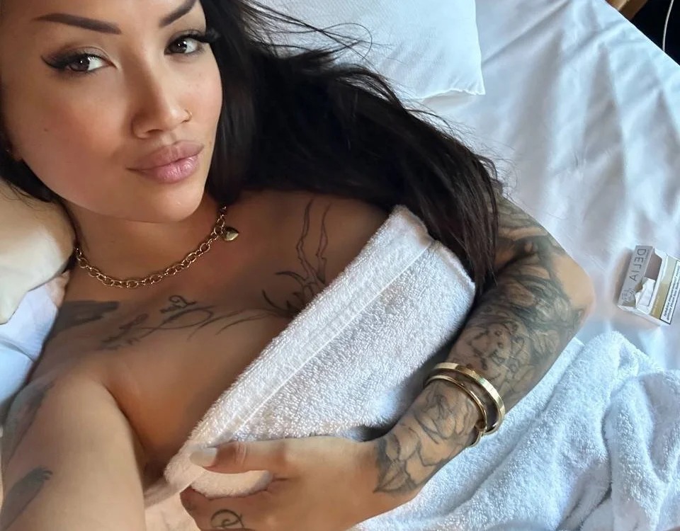 AsianLadyWan