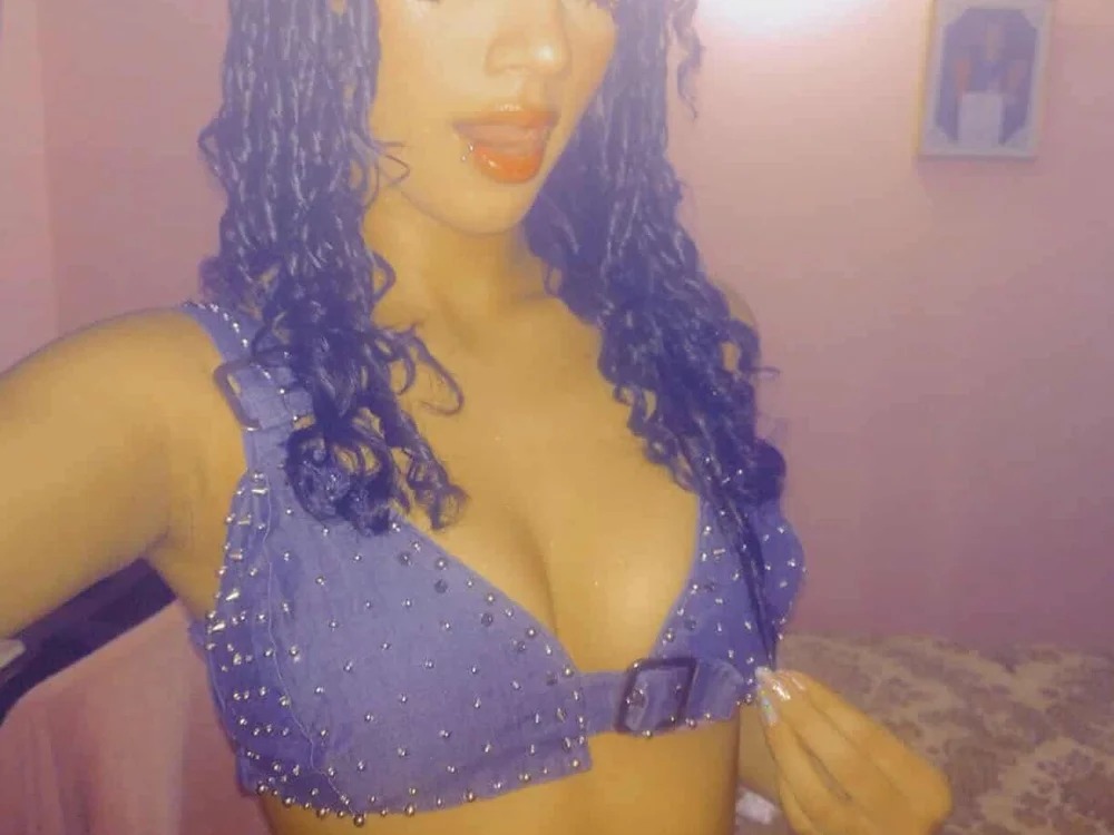 Azura_Curly