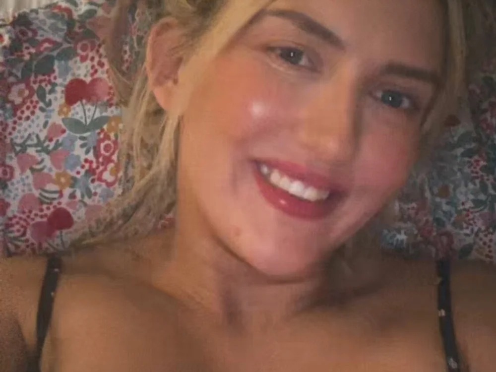 Busty-ChristinaXX
