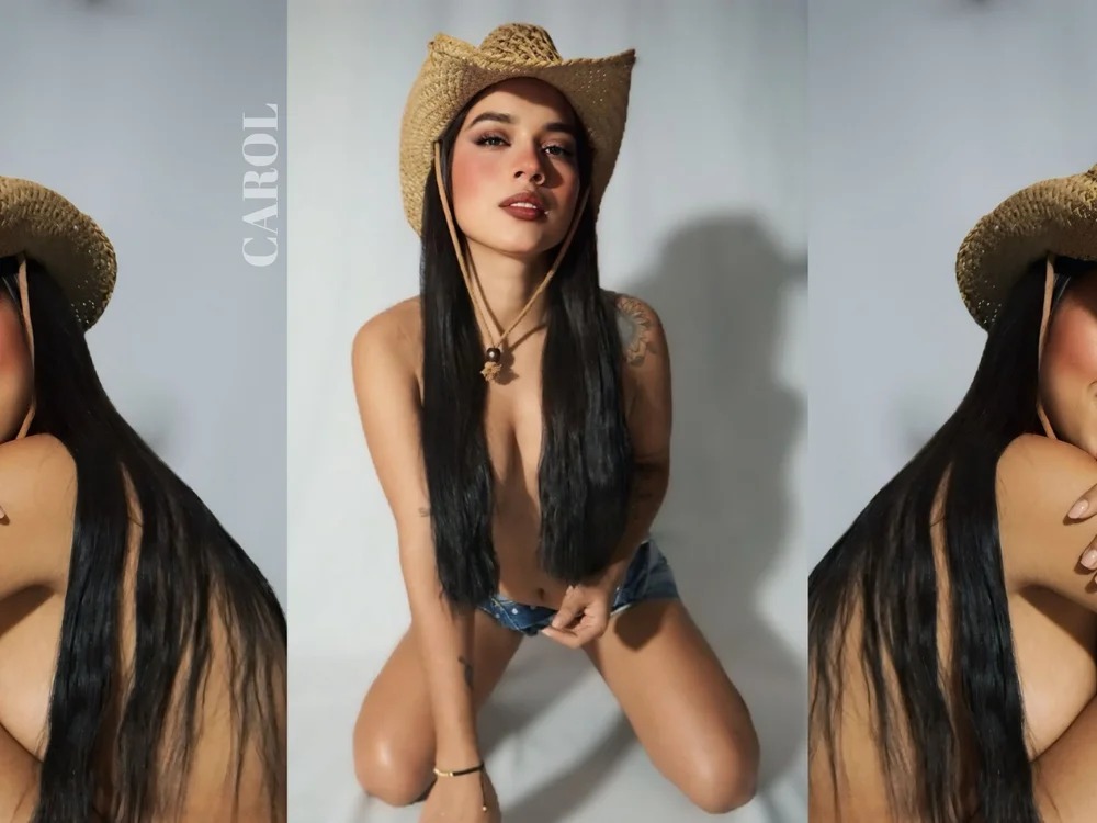 CAROL_SUCKER