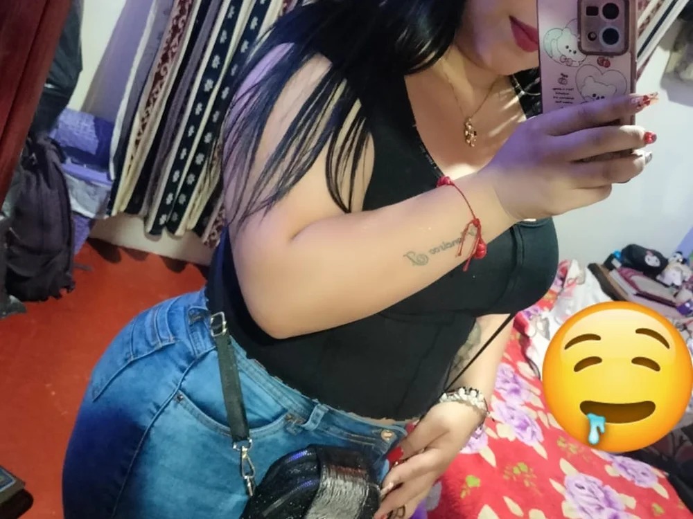 Candy_Curves01