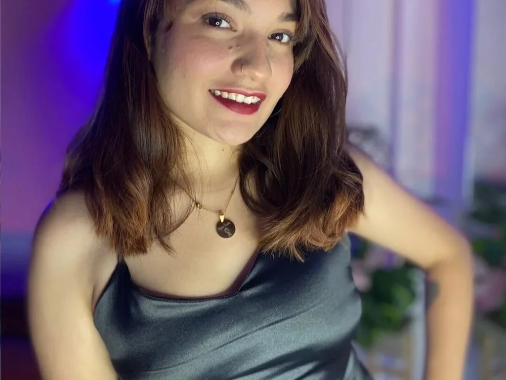 Cataleya_Roux