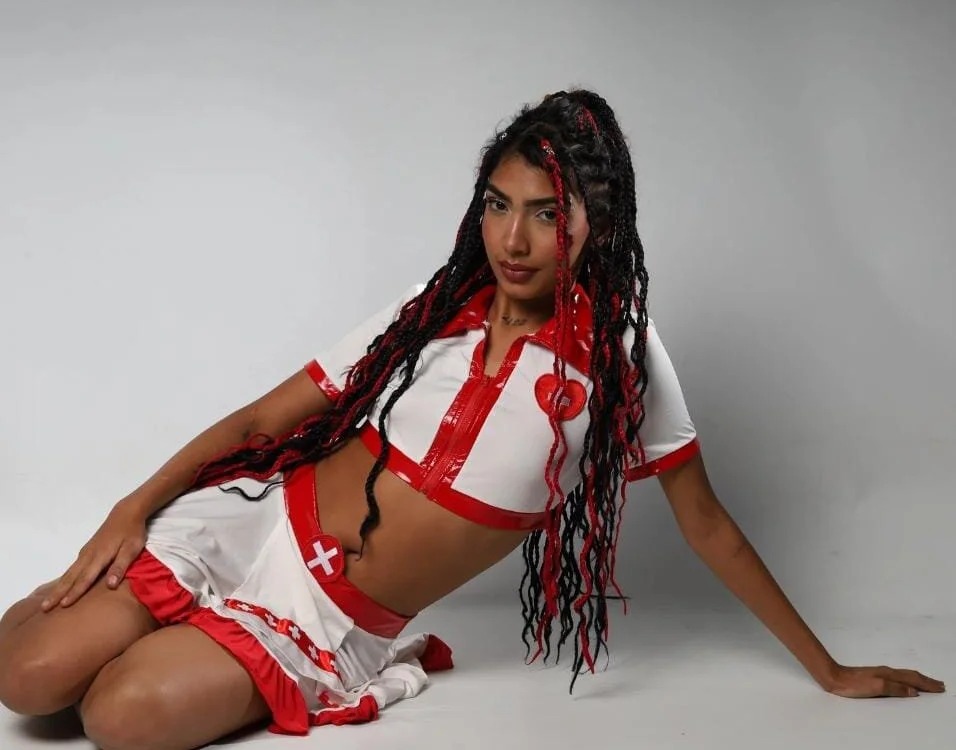 Charlootte_420