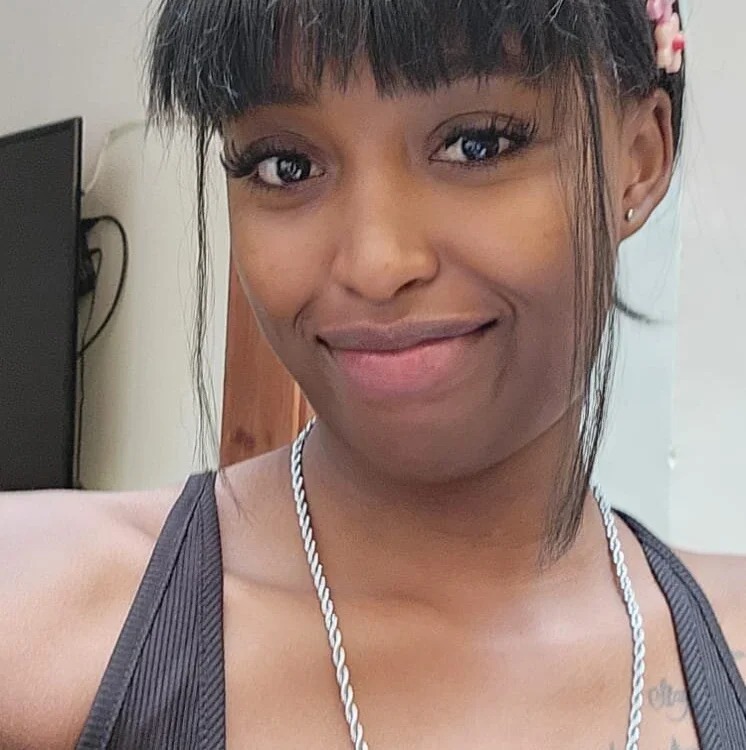 Cherrykisses22
