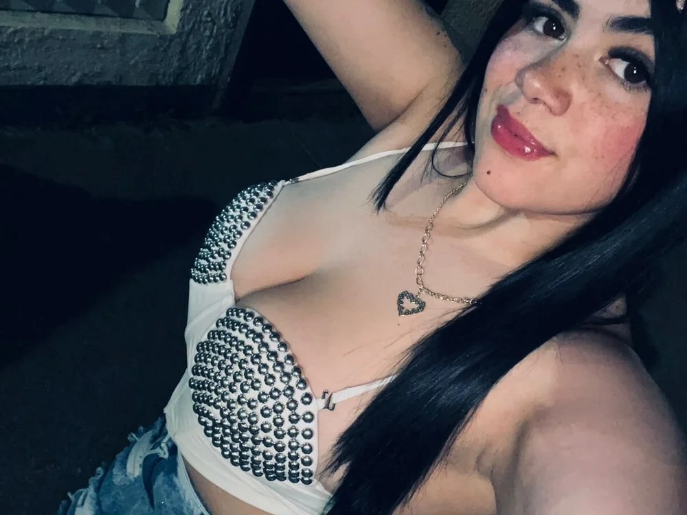 Chloe__fox_