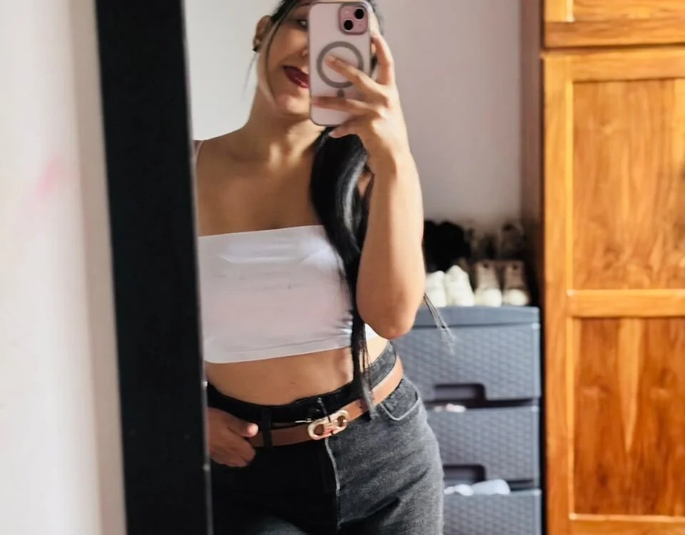 Chloe_lewins