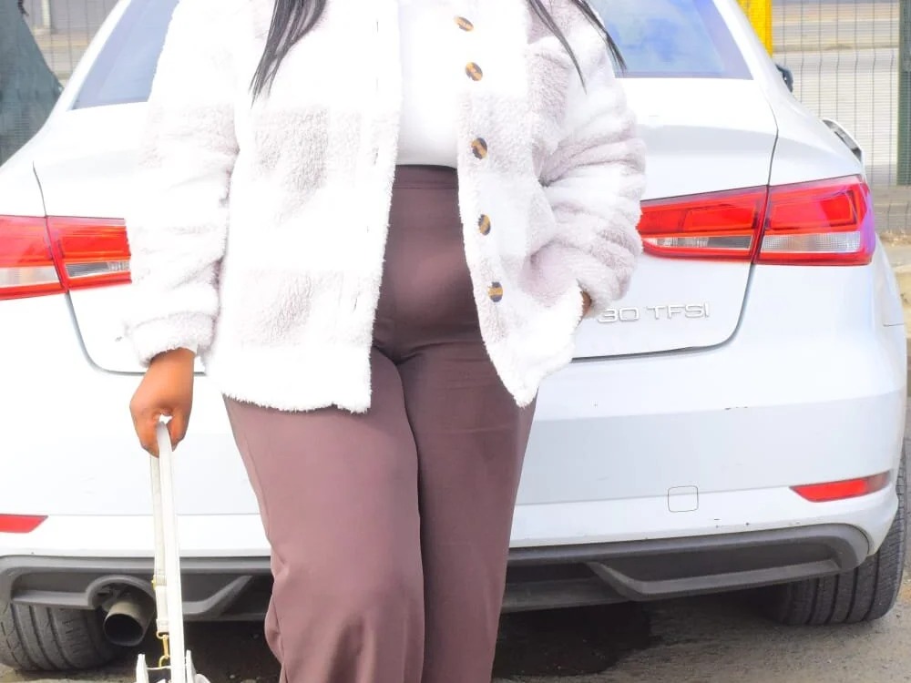CurvyDaisyy