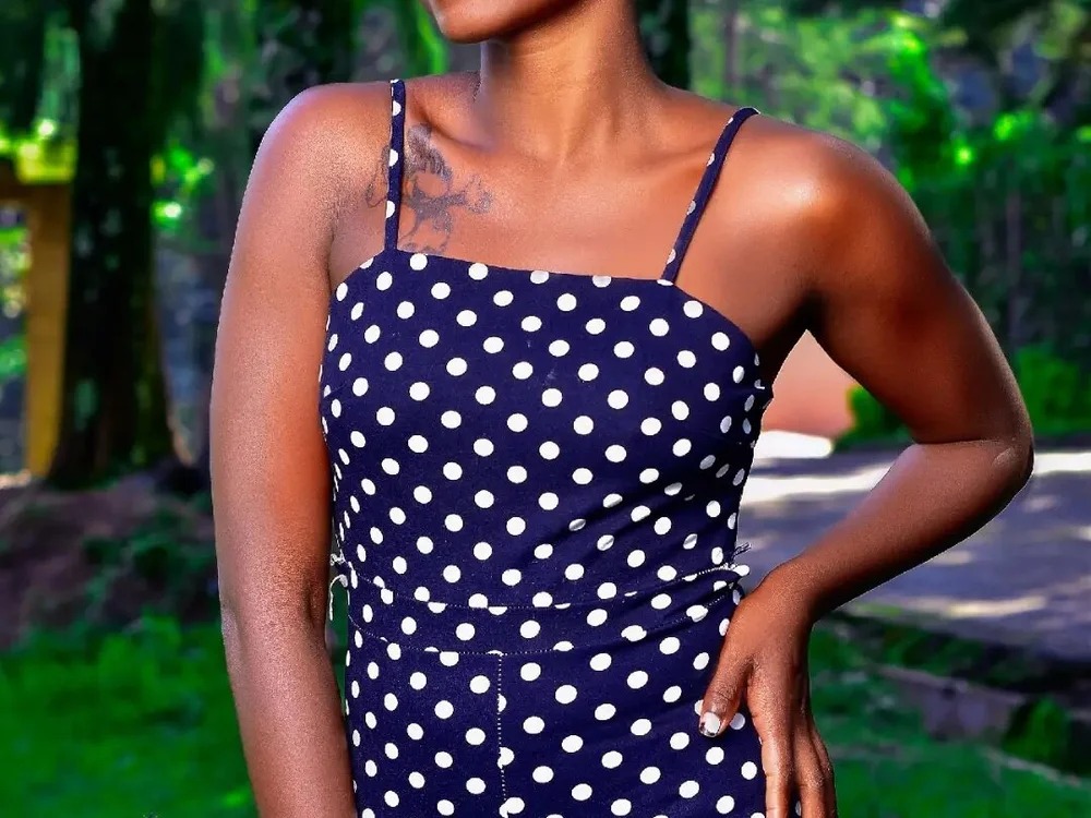 Curvy_Zoe
