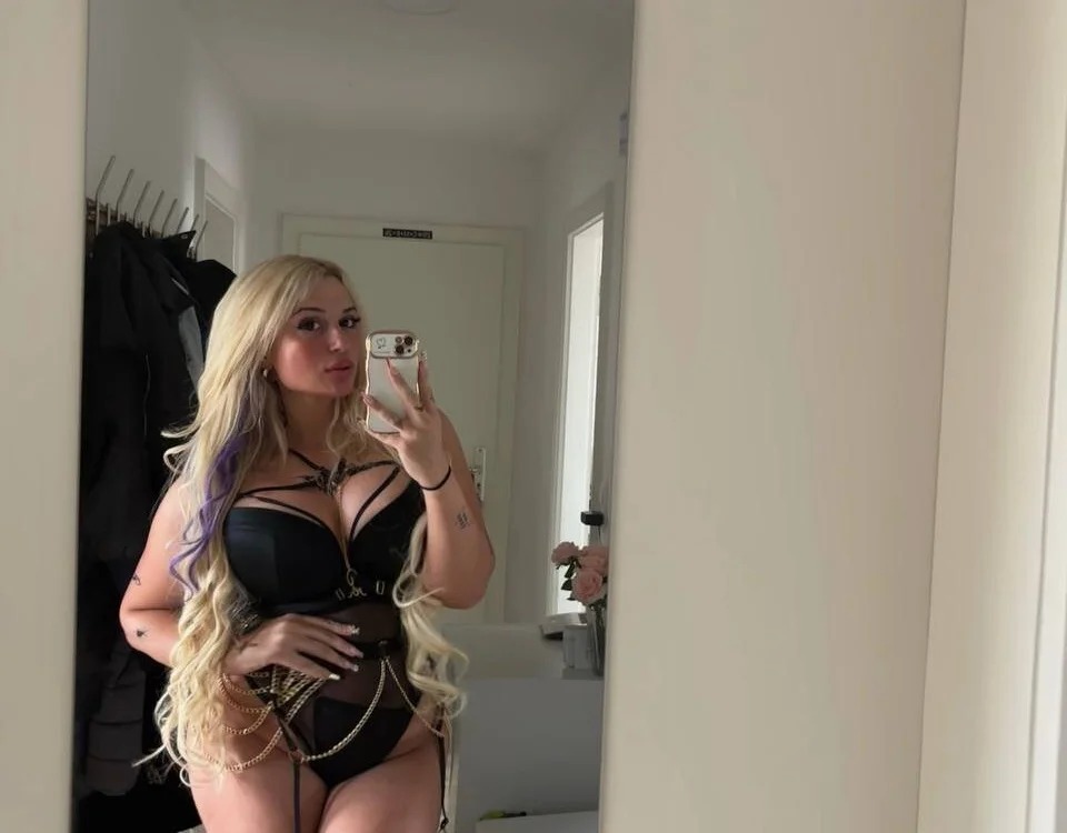 DieEchteBlondeSarah