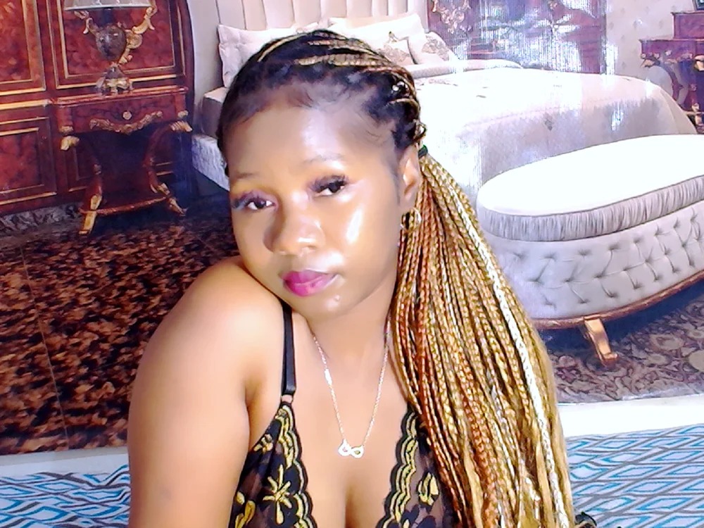 EbonyFlirtyFox