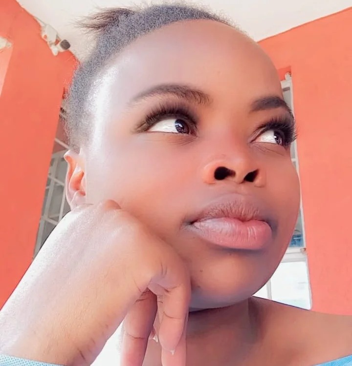 Ebony_Monroe1