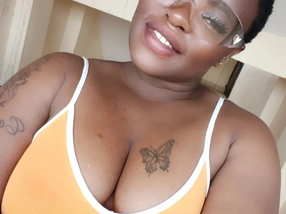 Ebony_hotie