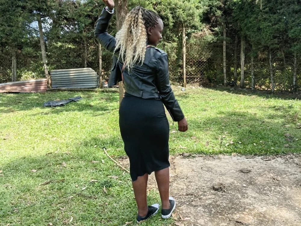 Ebonylouisa