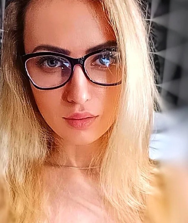 ElaraJons
