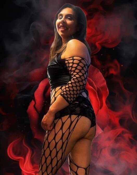 Ember_Rose_3
