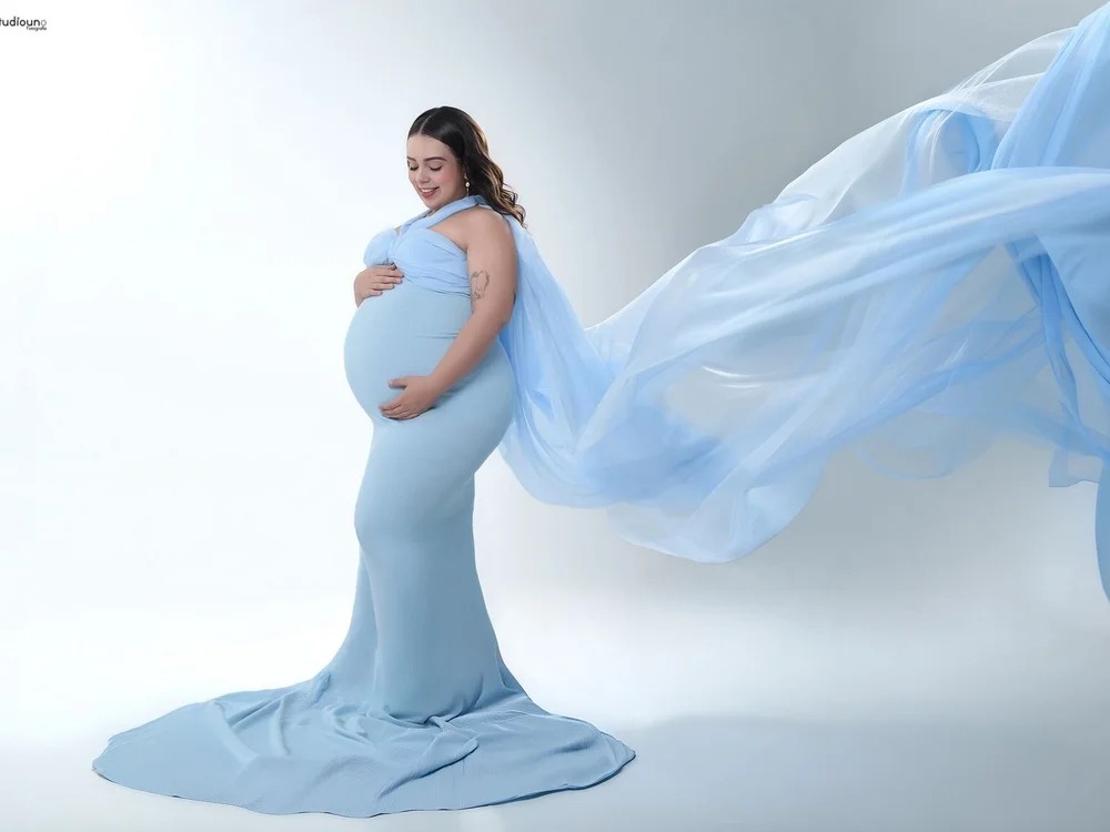 Emma-pregnantt