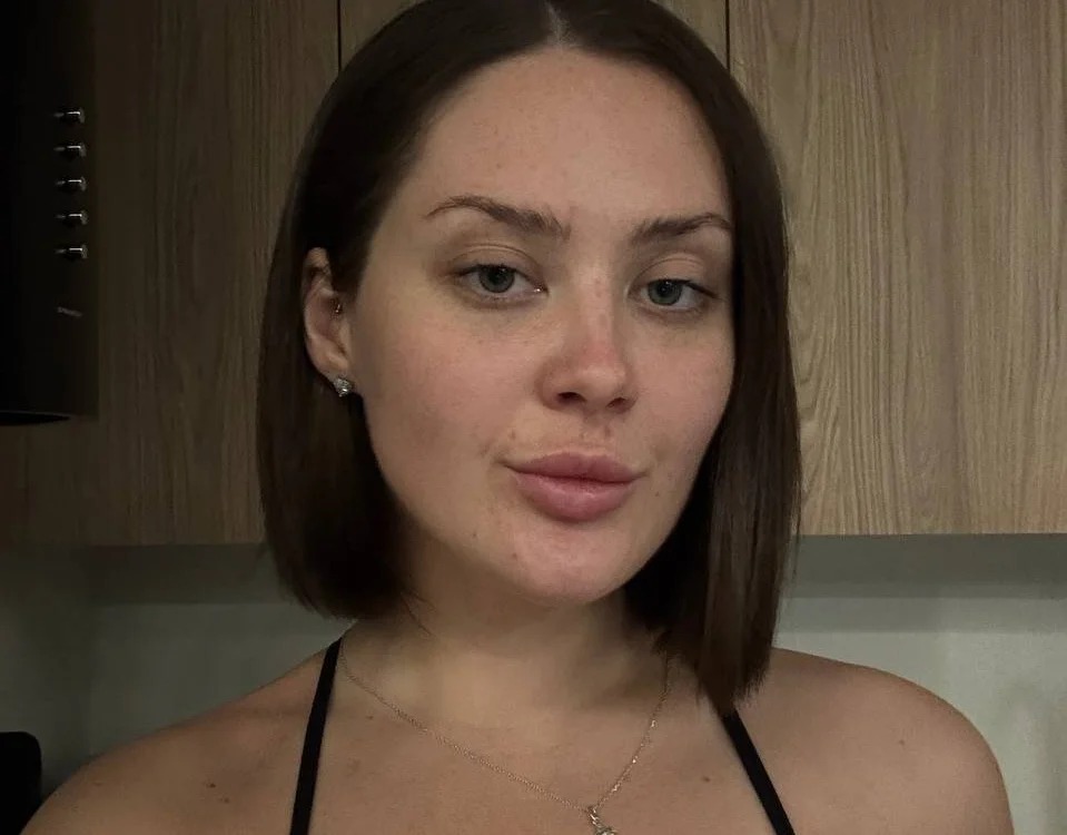 EvaxBlushy