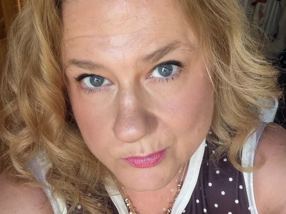 ExperiencedCurvyBelle