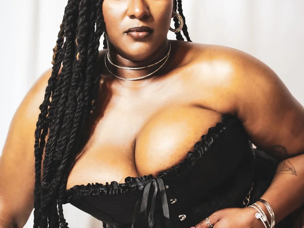 GirthGoddessCoco