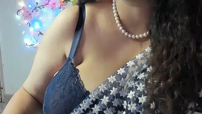 gulabi-queen
