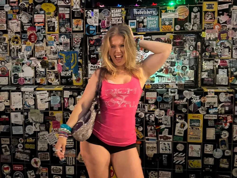 HannahMontana18